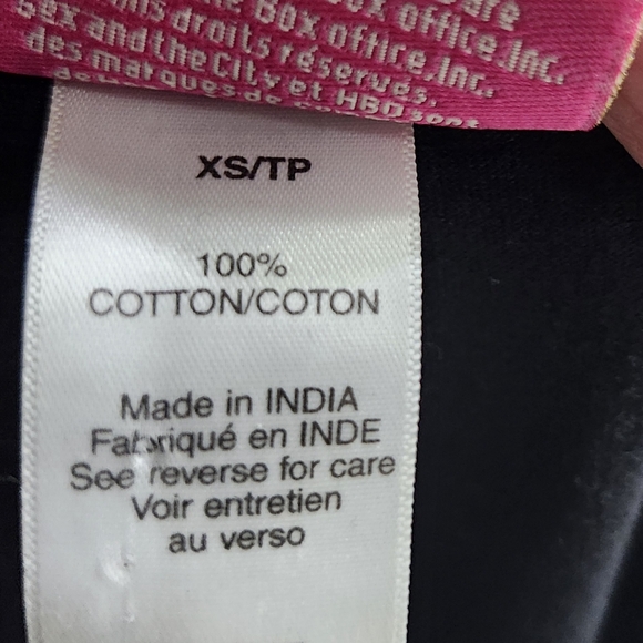 Sex and the city t-shirt . Xs. FINAL PRICE!! - Picture 3 of 3